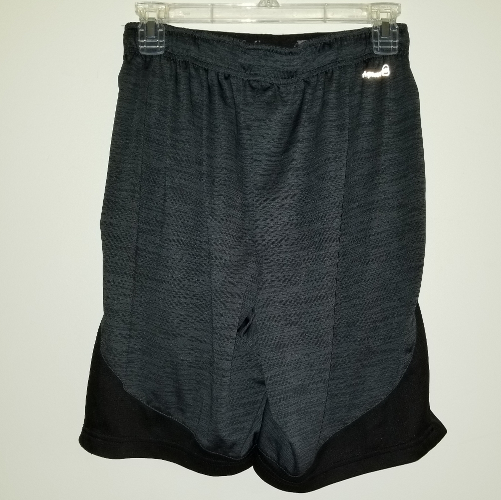 RUSSELL shorts sz S 28-30 Athletic Dry Power 360